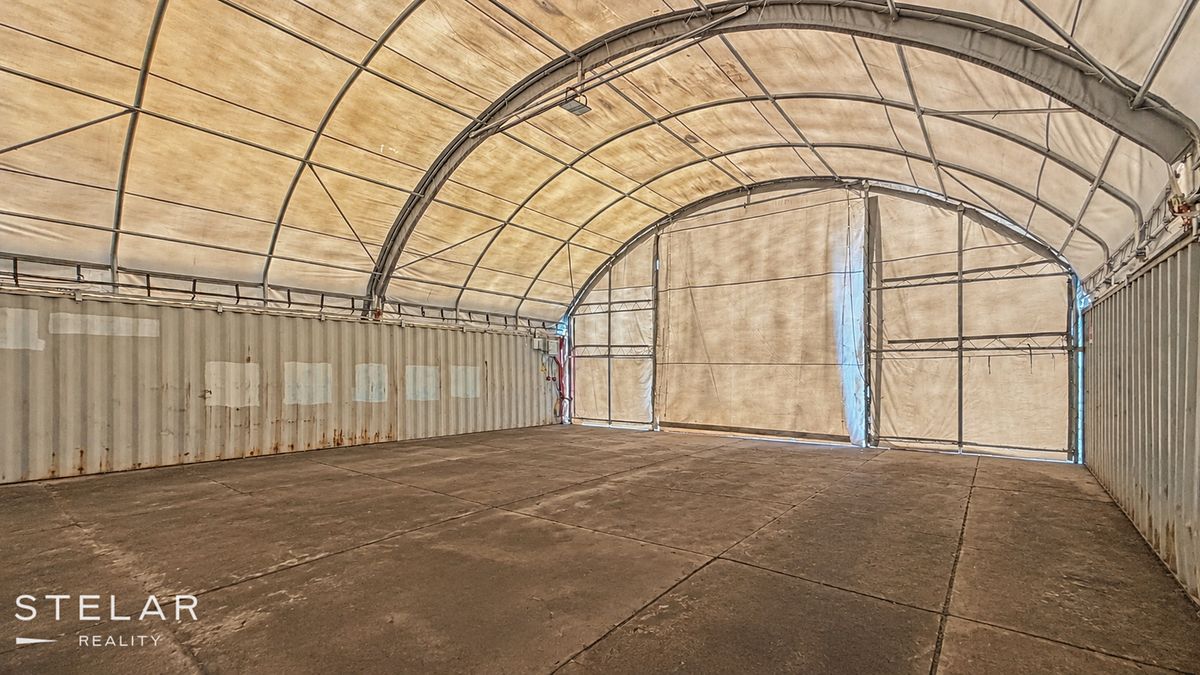 Pronájem komerčního pozemku 4262 m² – fotografie 3
