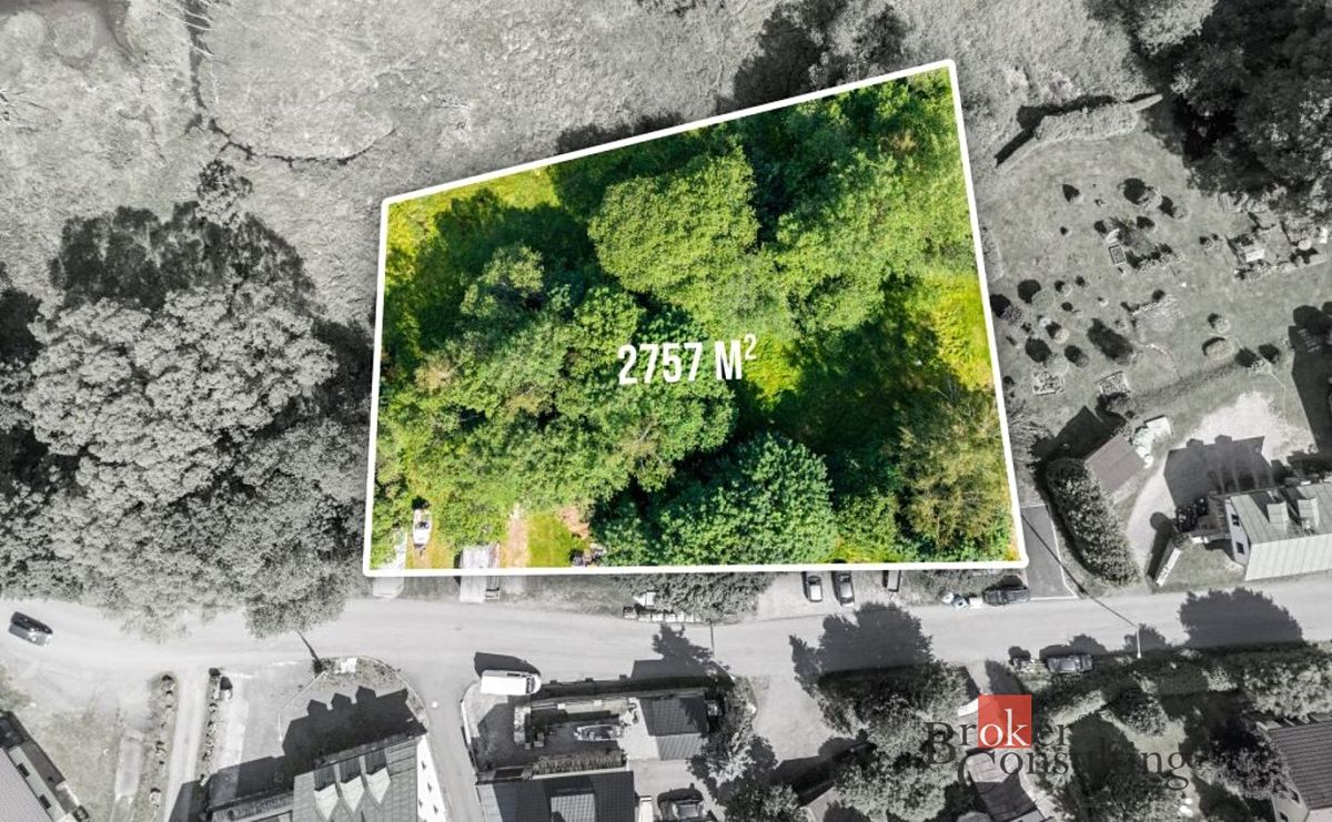 Prodej stavebního pozemku 2757 m², Železná Ruda – fotka 1 z 3