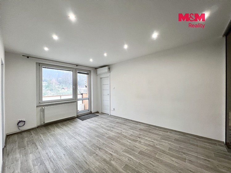 Квартира 3+1 на продаж, 62 м² (2 з 18)