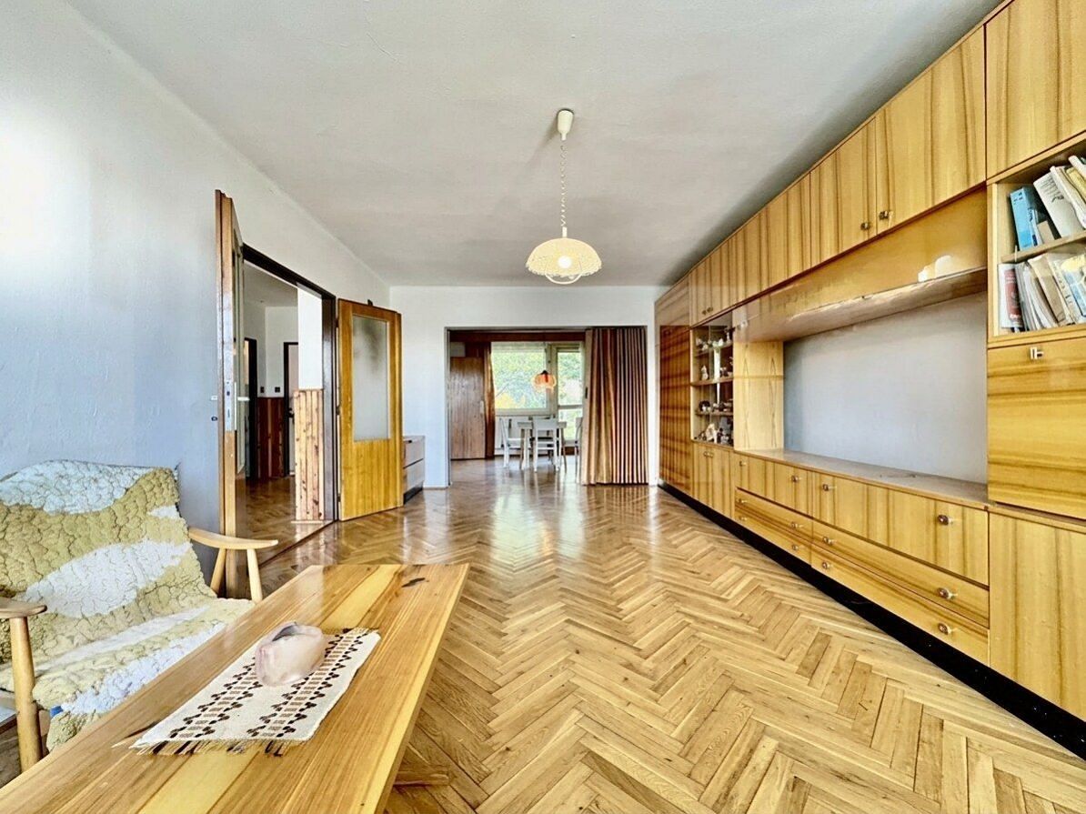 Prodej rodinného domu 220 m², pozemek 517 m² – fotografie 5