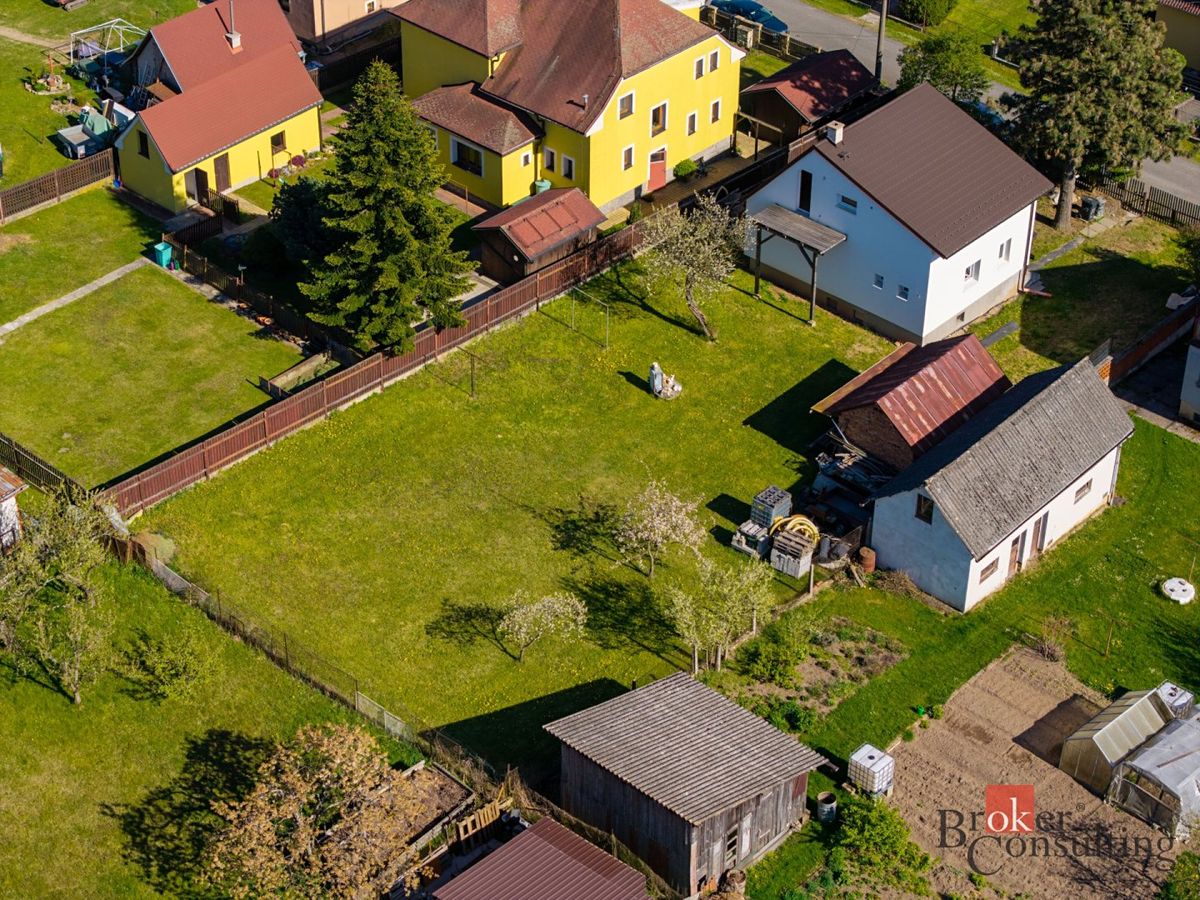 Prodej rodinného domu 142 m², pozemek 995 m² – fotografie 5