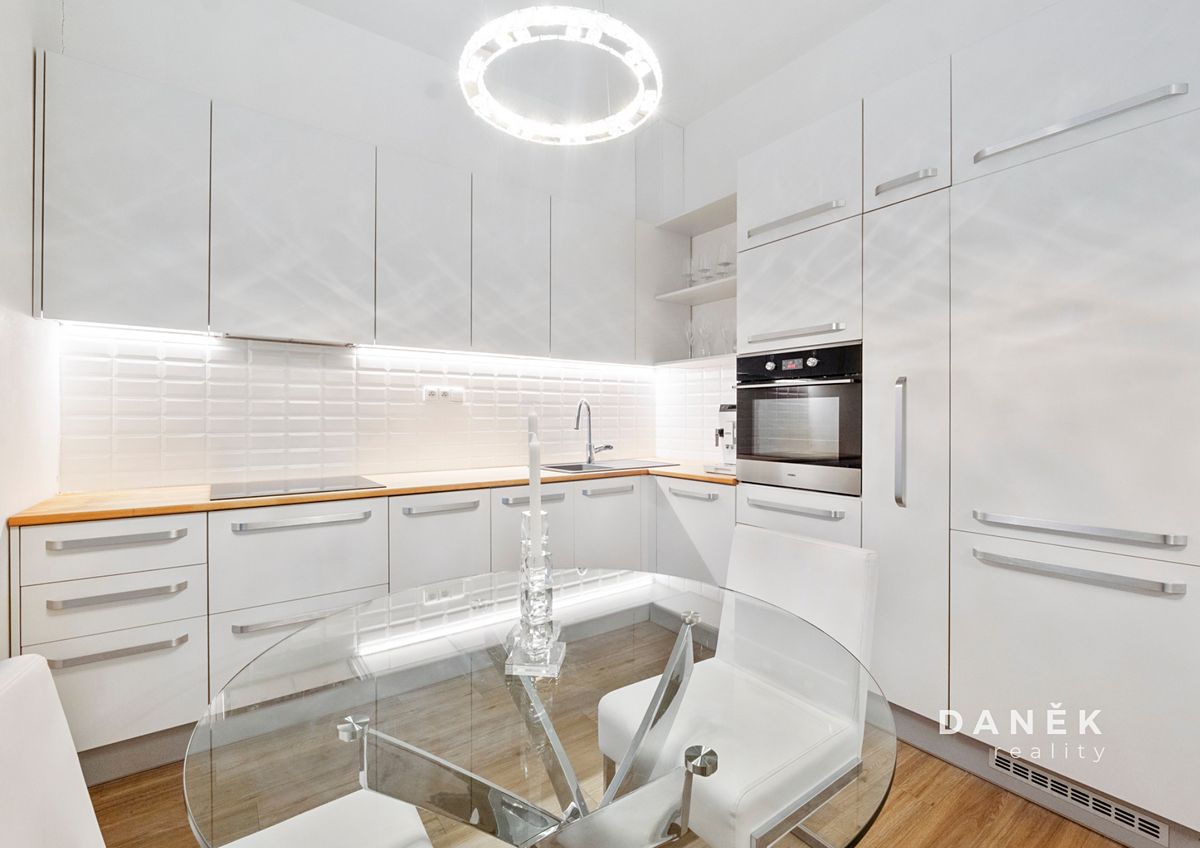 Pronájem bytu 2+kk 43 m² – fotografie 4