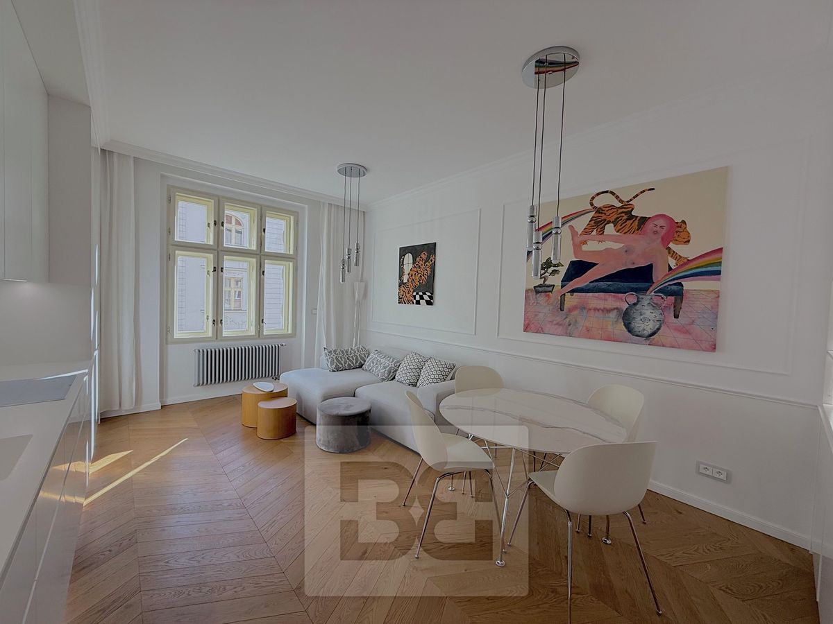 Pronájem bytu 2+kk 55 m² – fotografie 3