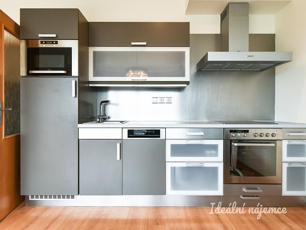 Pronájem bytu 2+kk 44 m² – fotografie 4