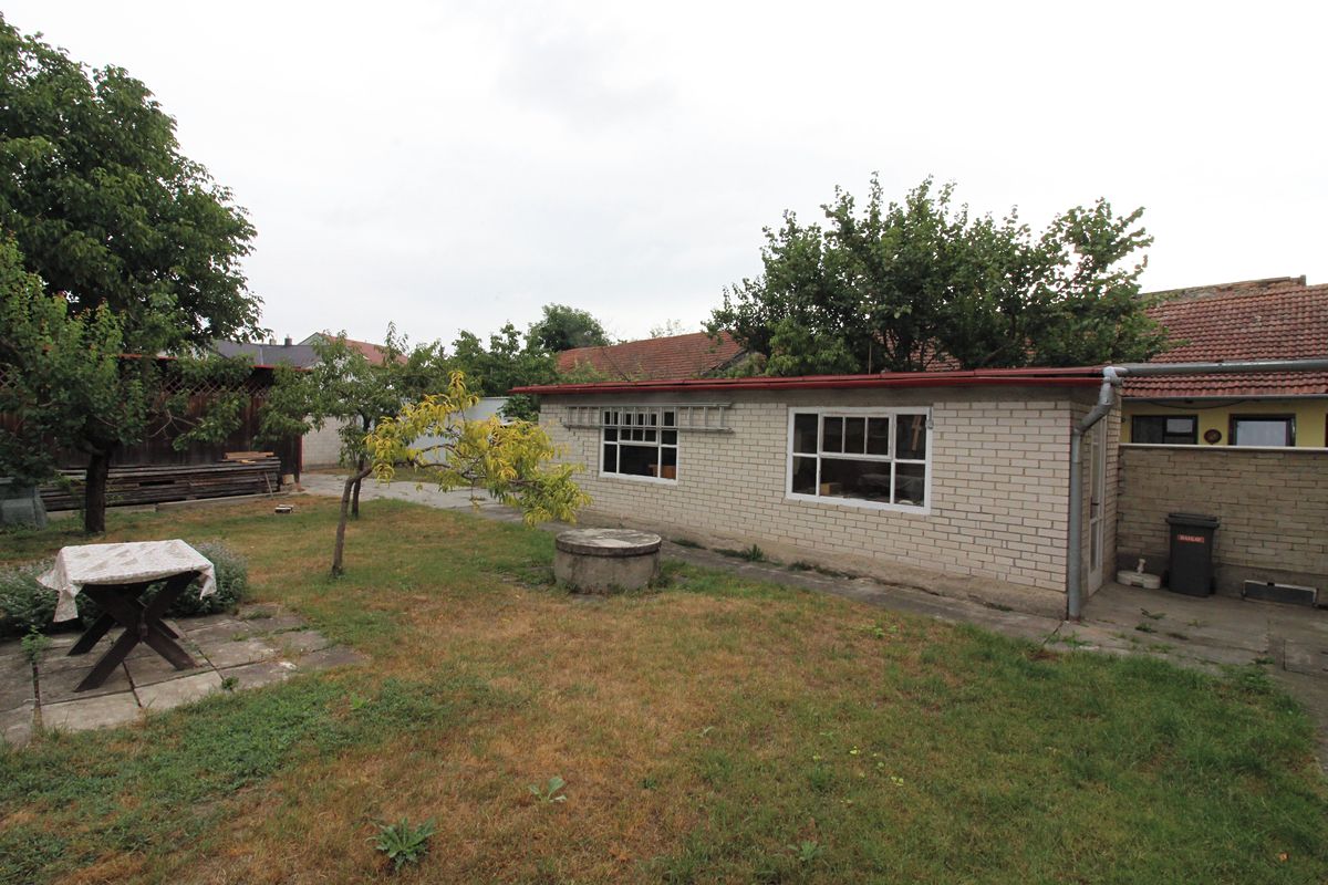 Pronájem rodinného domu 230 m², pozemek 250 m² – fotografie 5