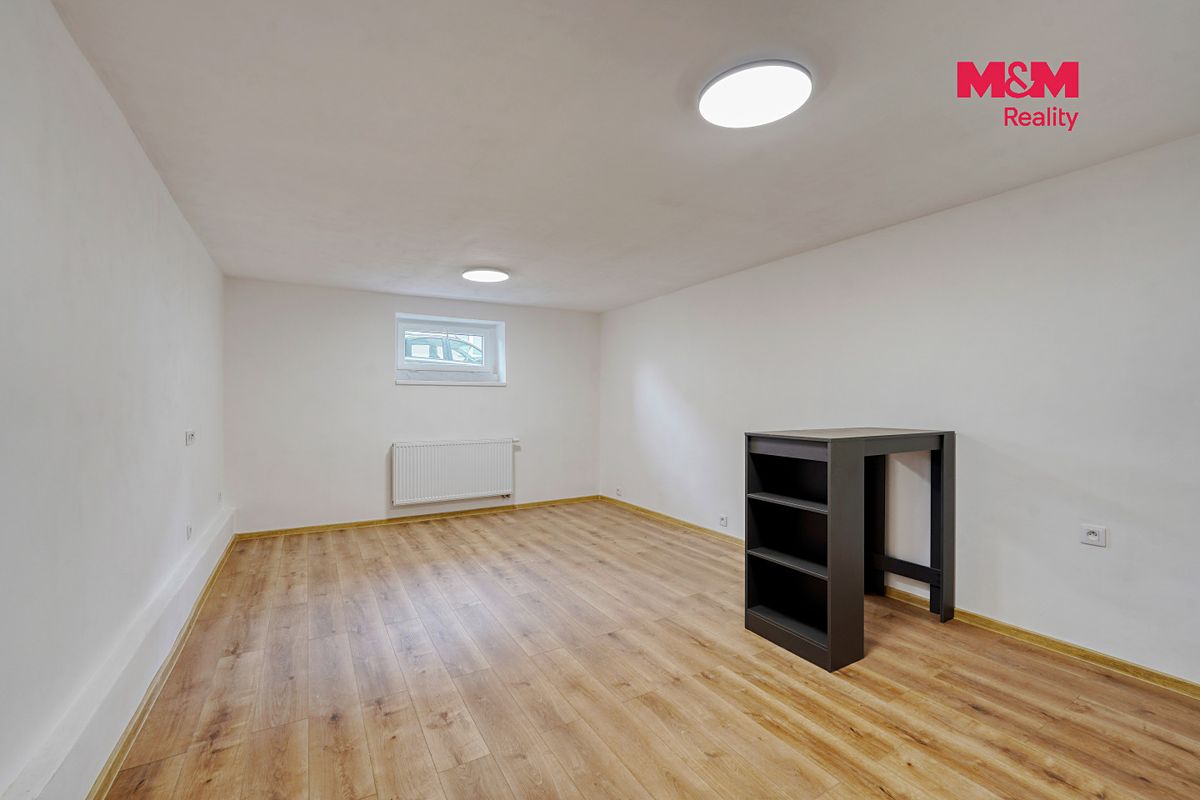 Prodej obchodního prostoru 26 m² – fotografie 4