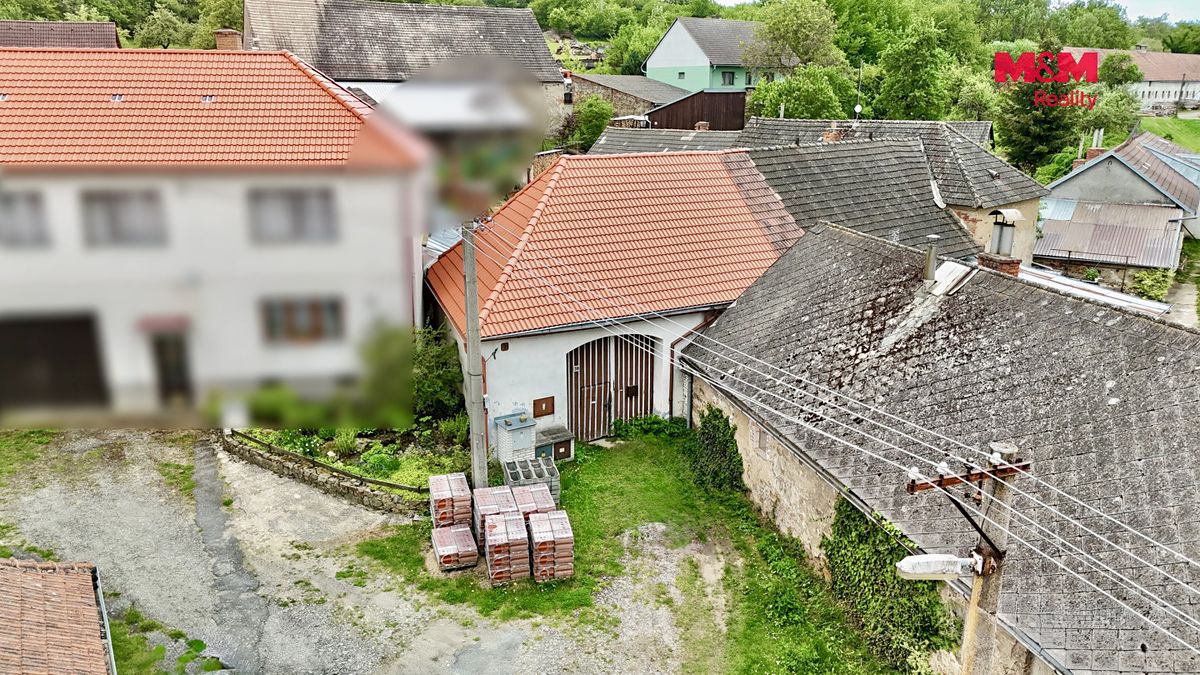 Prodej rodinného domu 74 m², pozemek 2068 m² – fotografie 2