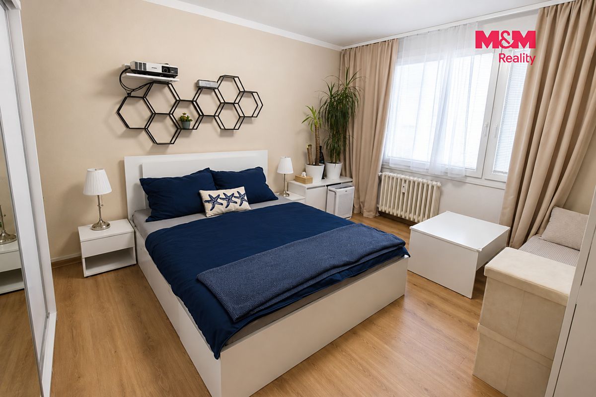 Pronájem bytu 1+1 35 m² – fotografie 3