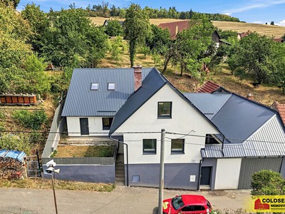 Prodej  rodinného domu 239 m², pozemek 272 m²