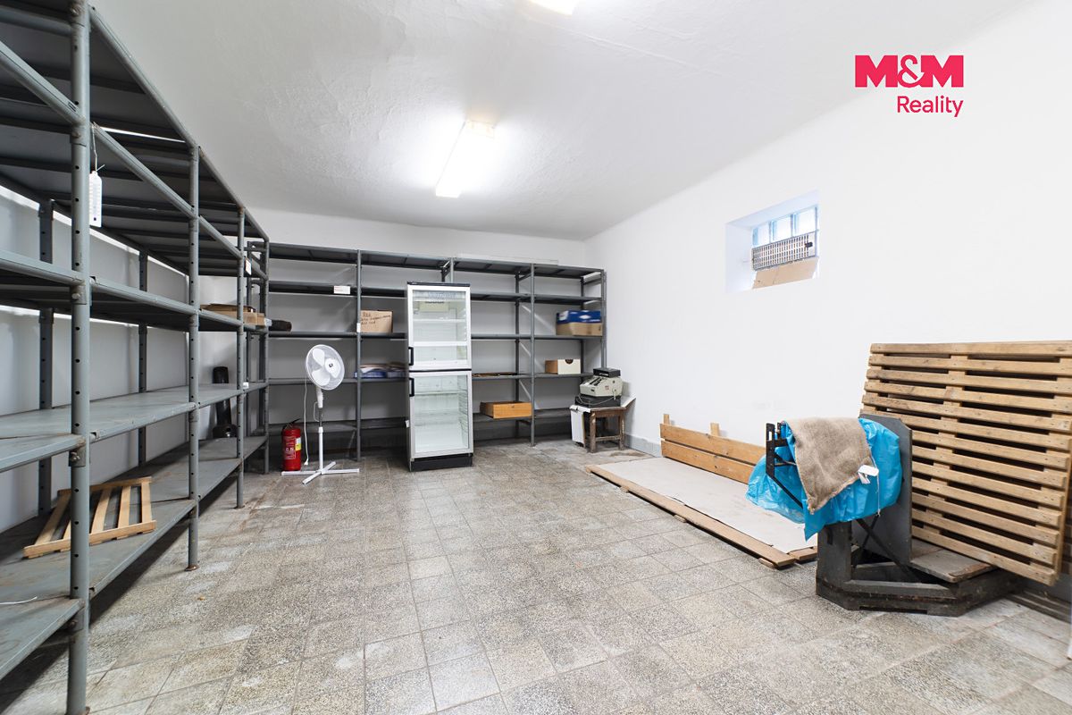 Prodej obchodního prostoru 141 m² – fotografie 5