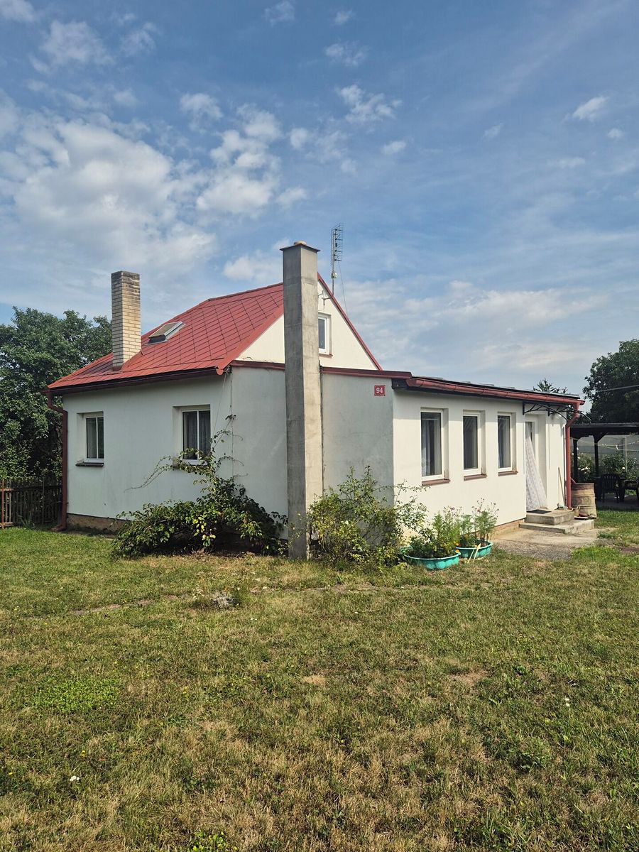 Prodej rodinného domu 72 m², pozemek 663 m² – fotografie 2