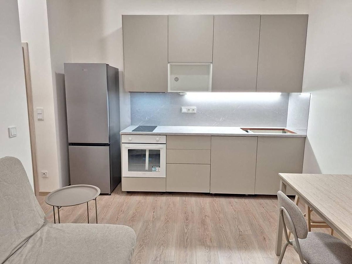 Pronájem bytu 2+kk 31 m² – fotografie 2