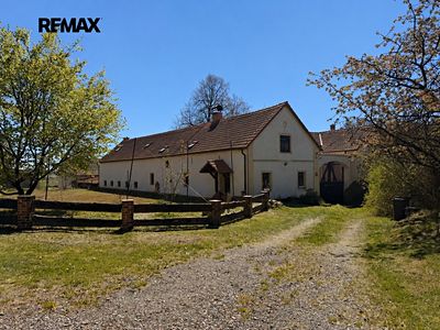 Prodej rodinného domu 725 m², pozemek 7880 m²