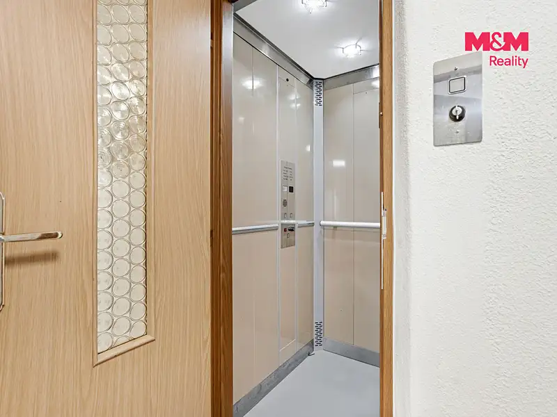 Prodej rodinného domu 342 m², pozemek 852 m², Ústí nad Labem – náhled fotky 3