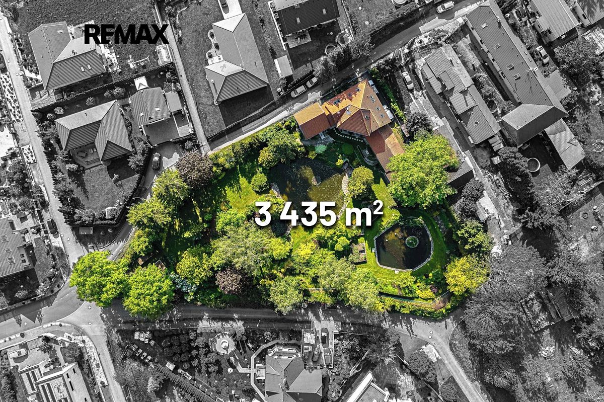 Prodej rodinného domu 277 m², pozemek 3435 m² – fotografie 2