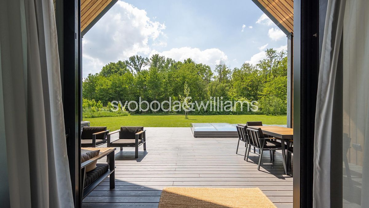 Prodej rodinného domu 212 m², pozemek 11731 m² – fotografie 5