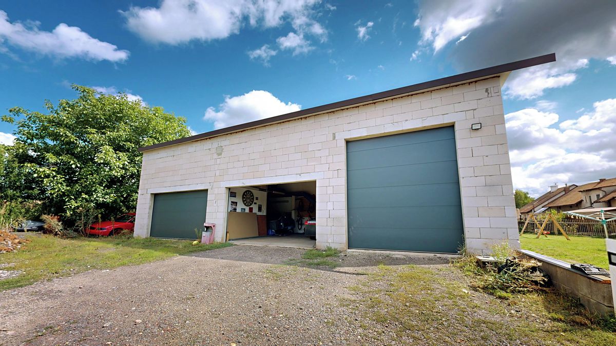 Prodej rodinného domu 379 m², pozemek 1804 m² – fotografie 5