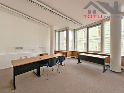 Комерційне приміщення в оренду, 71 м² (2 з 7)
