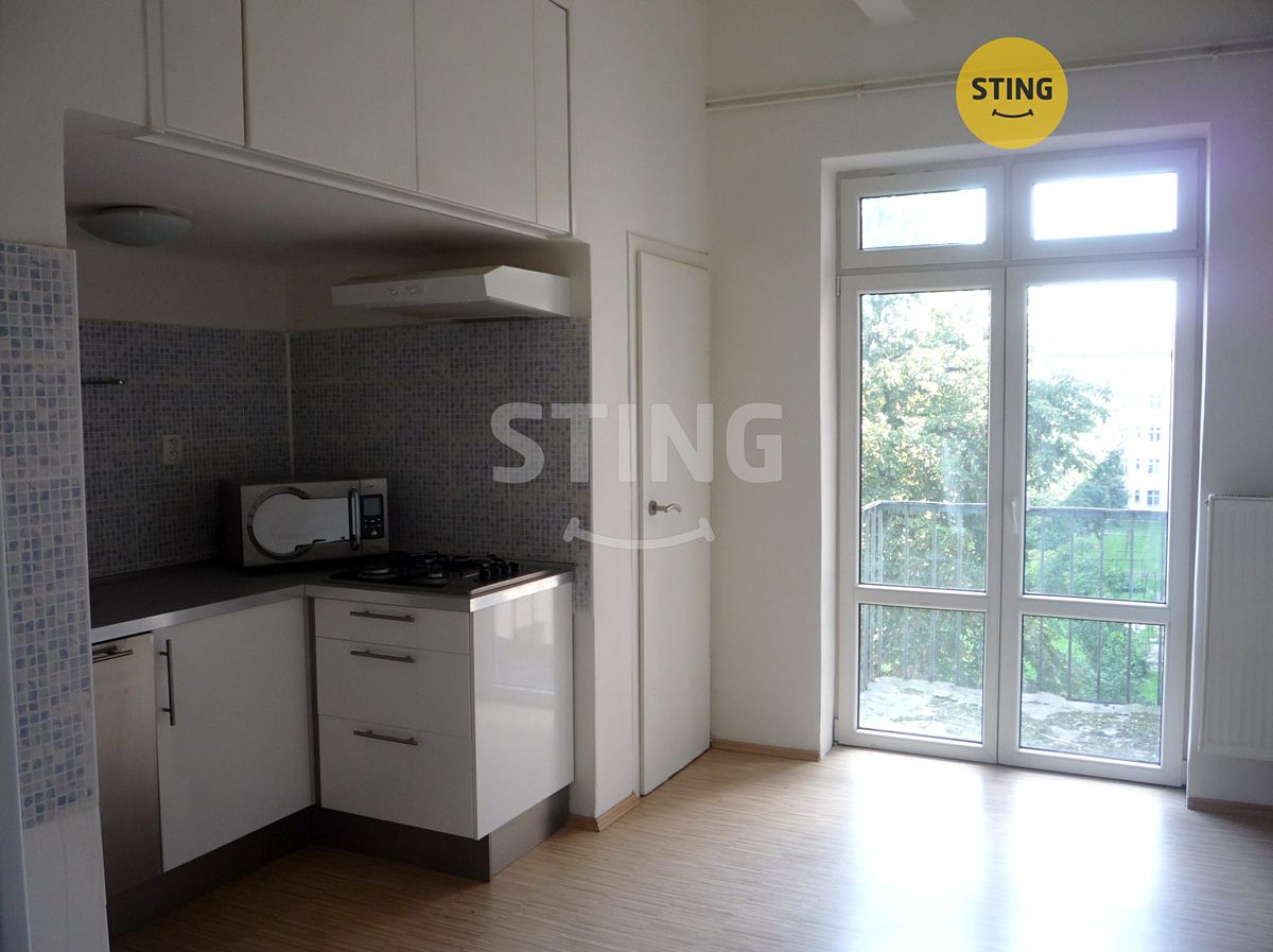 Pronájem bytu 2+1 84 m²