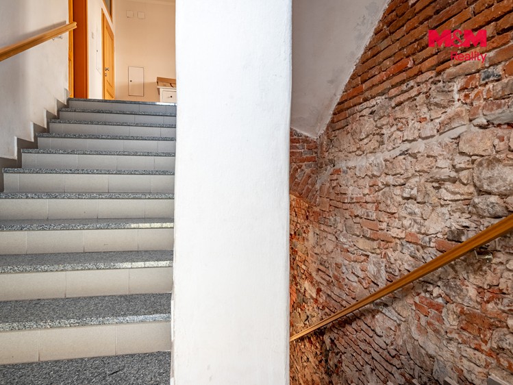 Prodej komerčního prostoru, 615 m² (23 z 30)