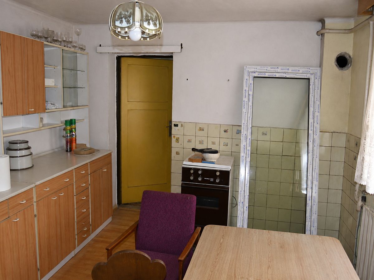 Prodej rodinného domu 108 m², pozemek 530 m² – fotografie 2