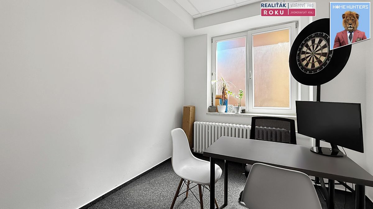 Pronájem kanceláře 92 m² – fotografie 5