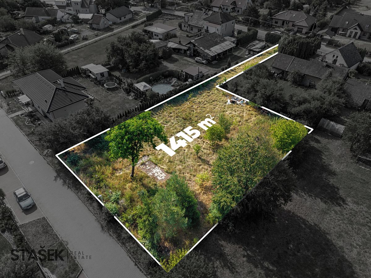 Prodej stavebního pozemku 1415 m² – fotografie 2