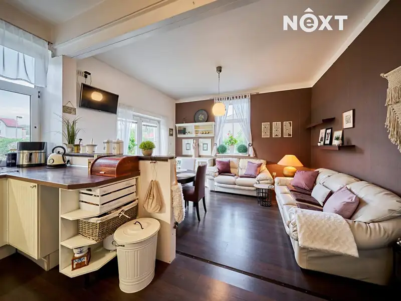 Prodej rodinného domu 205 m², pozemek 741 m², Trutnov – náhled fotky 2