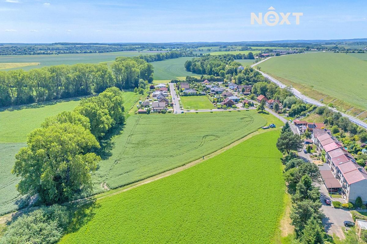 Prodej stavebního pozemku 6710 m² – fotografie 2