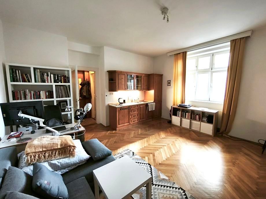 Pronájem bytu 1+kk 34 m²