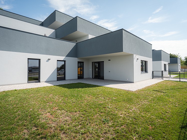 Wohnung 4+kk zum Kauf, 107 m² (1 von 32)