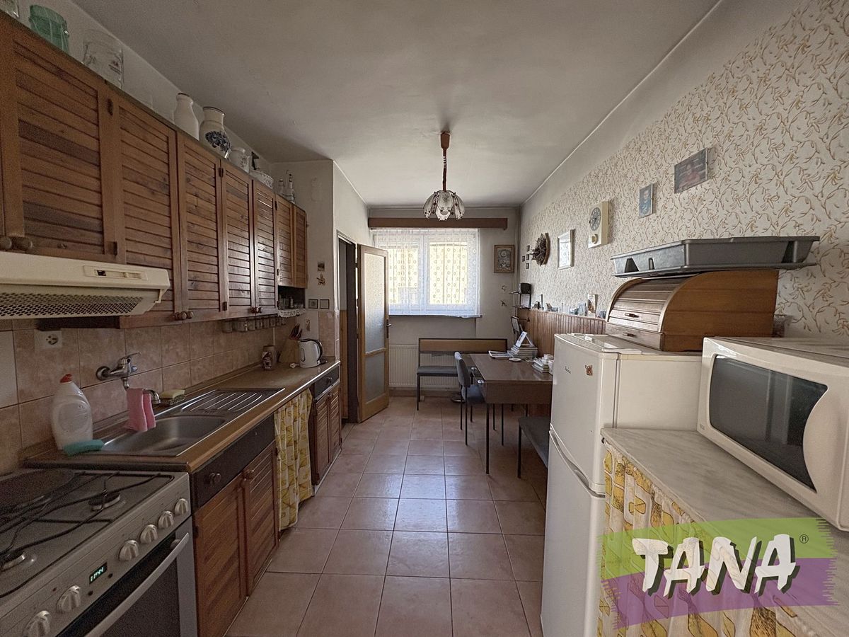 Prodej rodinného domu 95 m², pozemek 446 m² – fotografie 3