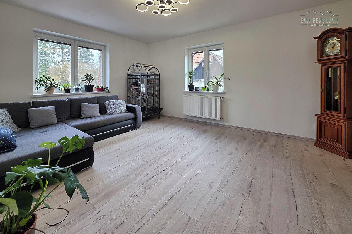 Prodej rodinného domu 135 m², pozemek 7000 m² – fotografie 2