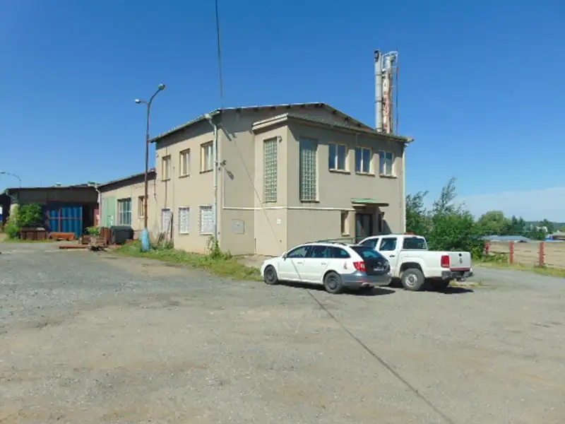 Pronájem skladového prostoru 24 m², Skuteč – náhled fotky 1