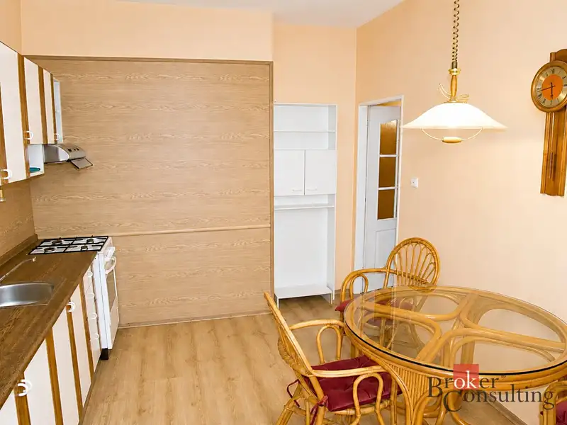 Prodej bytu 3+1 87 m², Karlovy Vary – náhled fotky 3