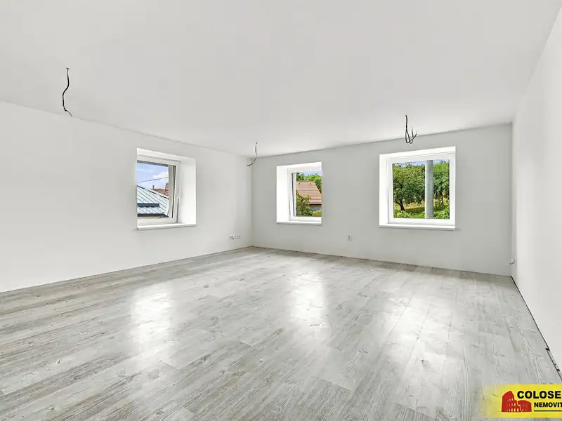 Prodej rodinného domu 239 m², pozemek 272 m², Kunice – náhled fotky 3