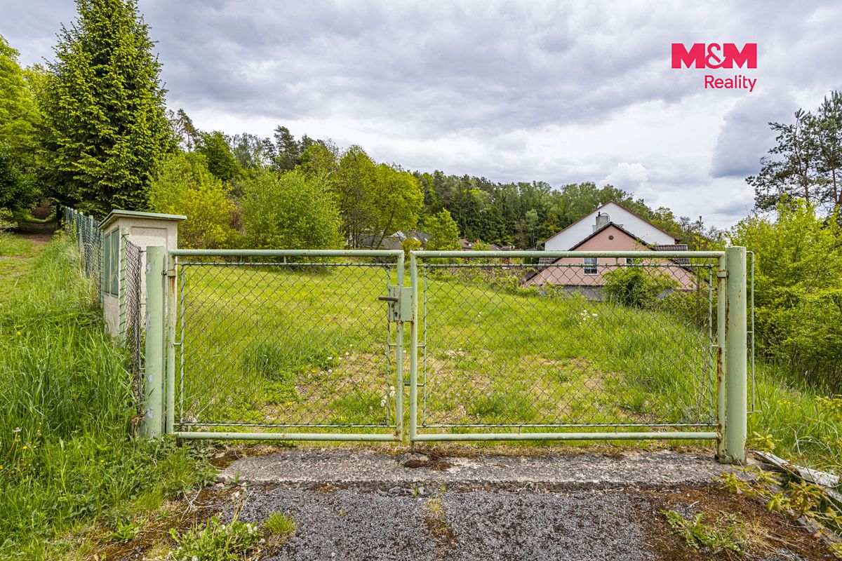 Prodej stavebního pozemku 3338 m² – fotografie 3