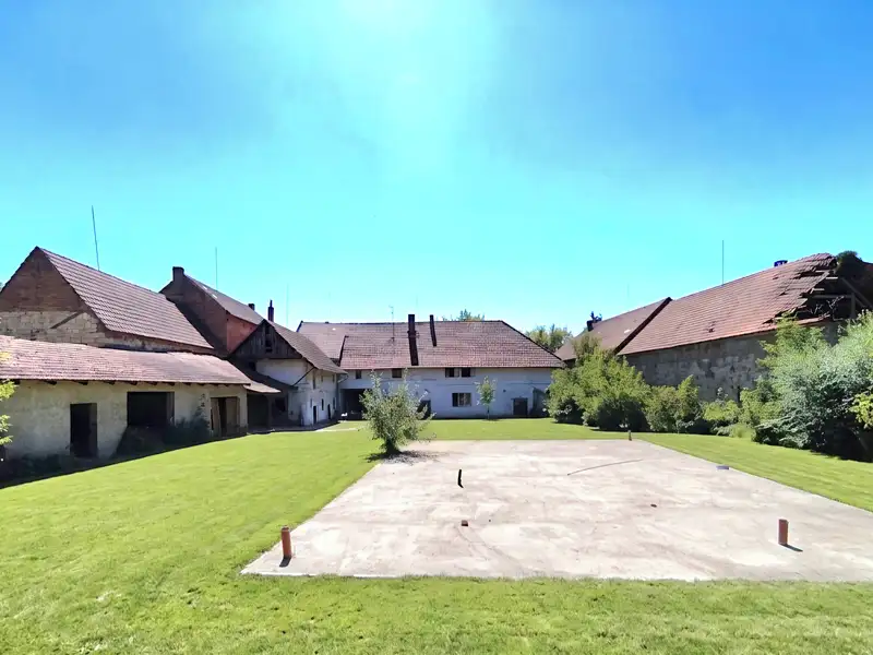 Prodej rodinného domu 400 m², pozemek 2297 m², Kroučová – náhled fotky 2