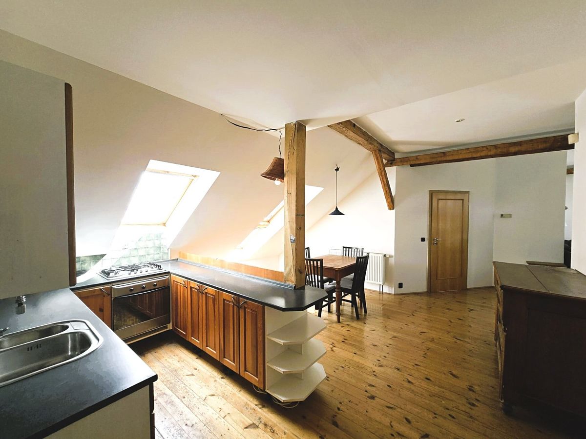 Pronájem bytu 3+kk 90 m² – fotografie 4