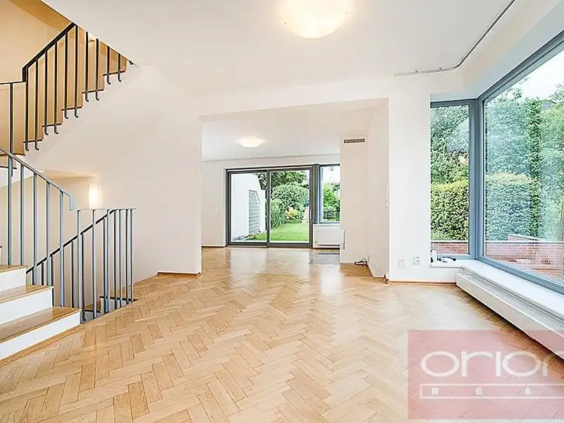 Pronájem vily 230 m², pozemek 550 m², Praha – náhled fotky 3