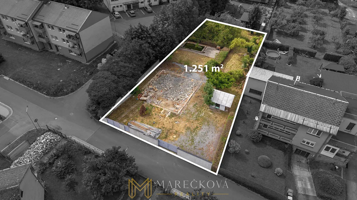 Prodej stavebního pozemku 1251 m²
