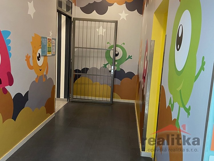 Комерційне приміщення в оренду, 144 м² (8 з 9)