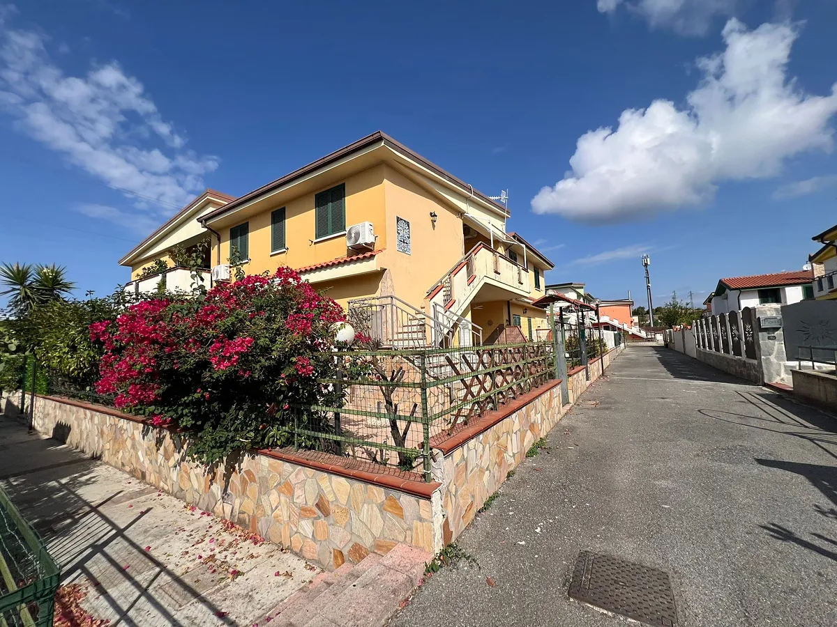 Prodej rodinného domu 65 m², pozemek 100 m²