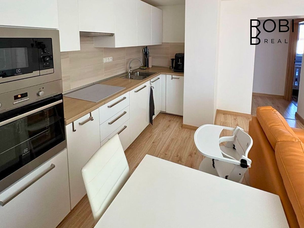 Pronájem bytu 2+kk 51 m² – fotografie 3