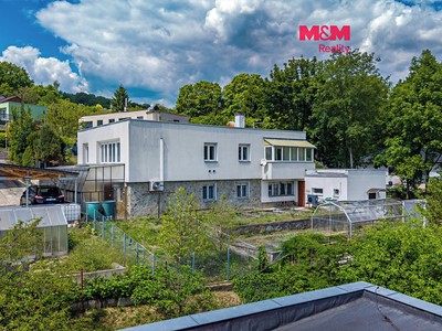 Prodej  rodinného domu 342 m², pozemek 852 m²