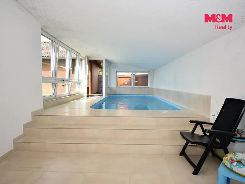 Prodej rodinného domu 180 m², pozemek 1217 m², Spálov – náhled fotky 3
