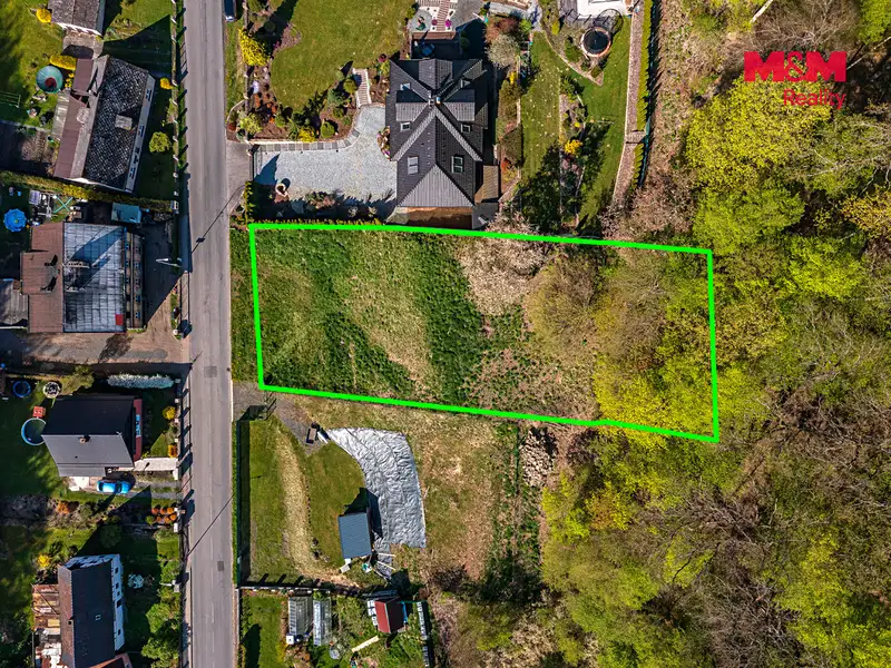 Prodej stavebního pozemku 1493 m², Benešov nad Ploučnicí – náhled fotky 2