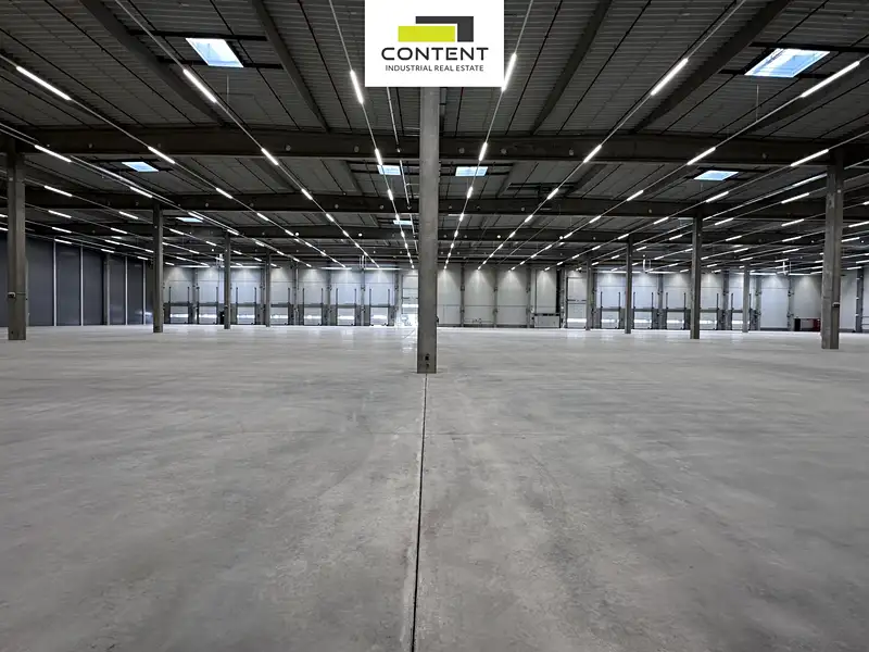 Pronájem skladového prostoru 7823 m², Pardubice – náhled fotky 1