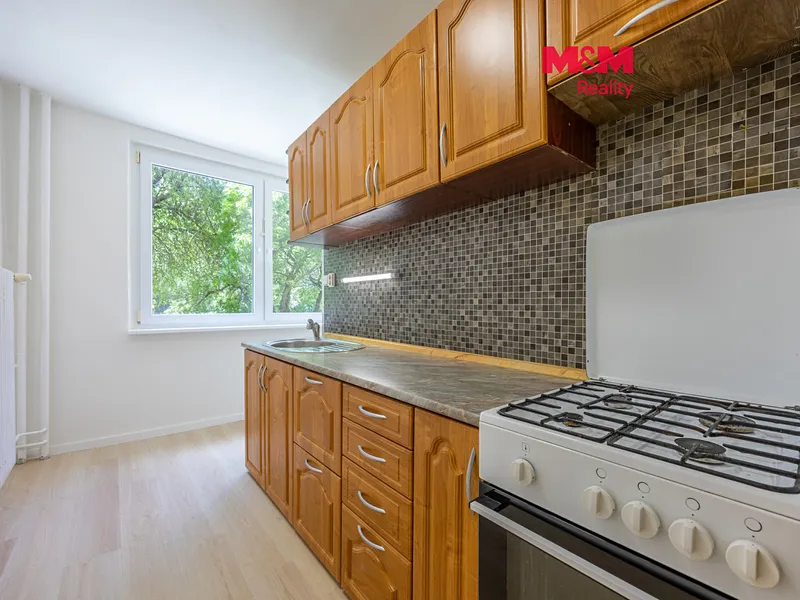 Prodej bytu 3+1, 64 m², Klášterec nad Ohří, ul. Školní
