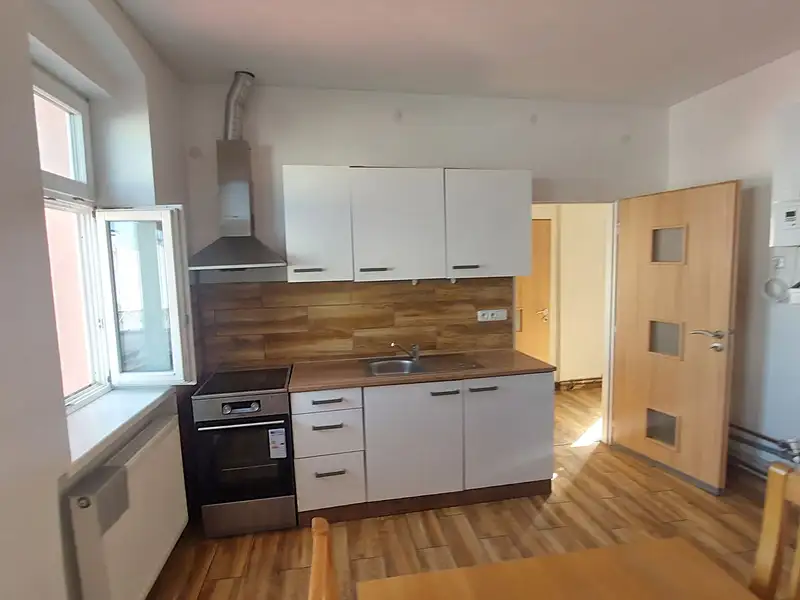 Pronájem bytu 2+1 78 m², Olomouc – náhled fotky 1